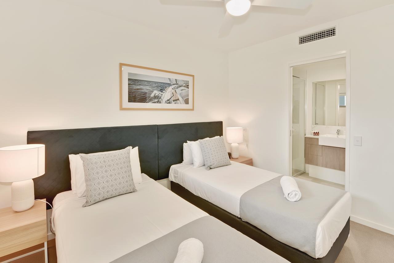 Aquarius Kawana Aparthotel Kawana Waters Exteriör bild