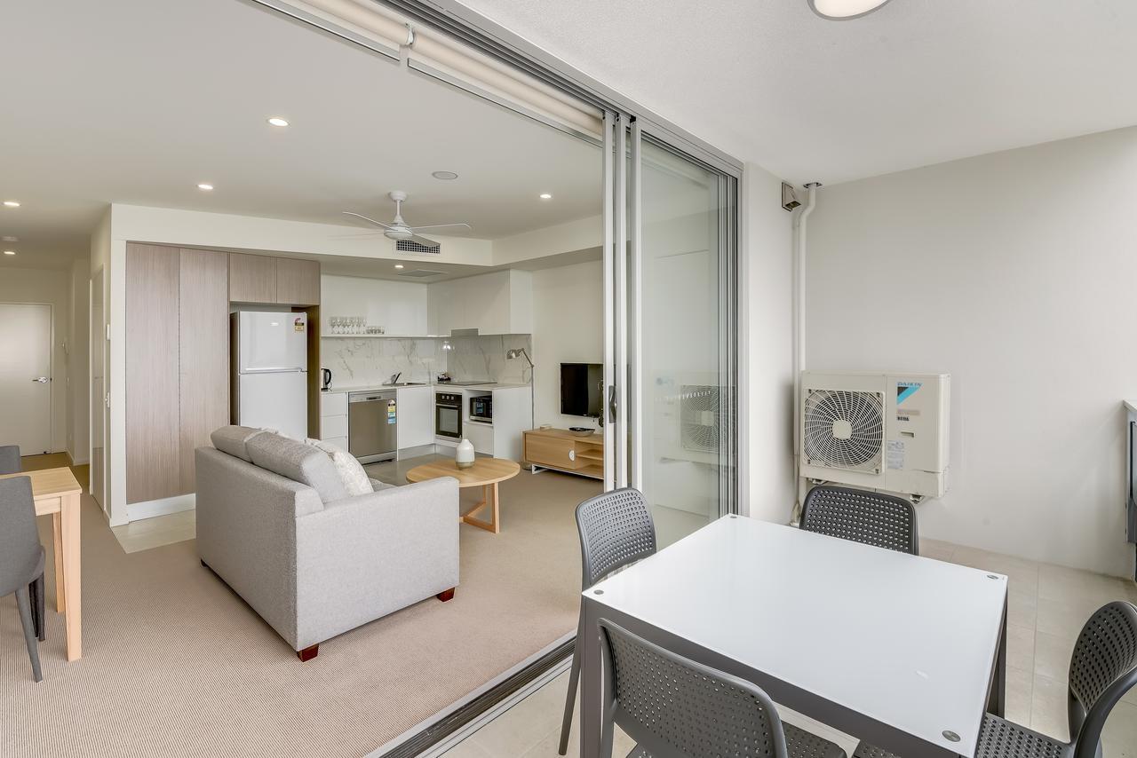 Aquarius Kawana Aparthotel Kawana Waters Exteriör bild