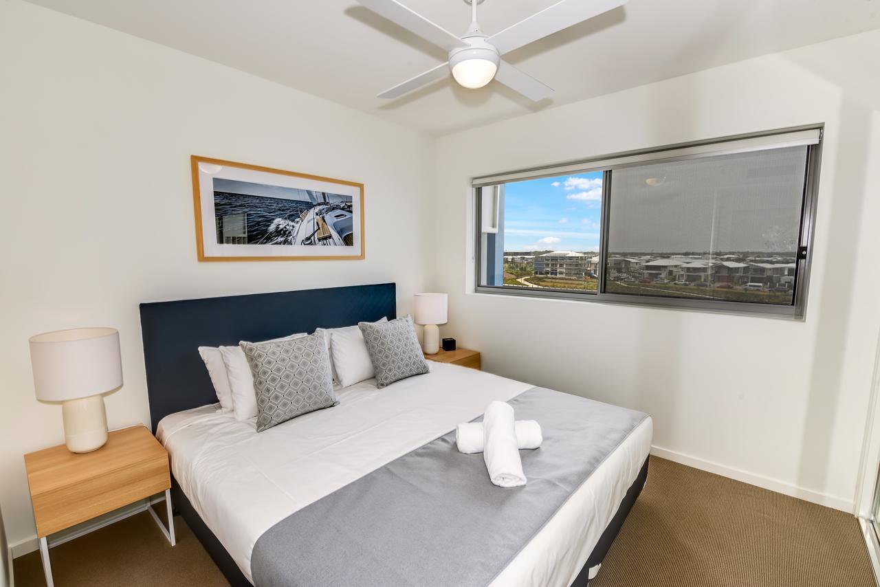 Aquarius Kawana Aparthotel Kawana Waters Exteriör bild